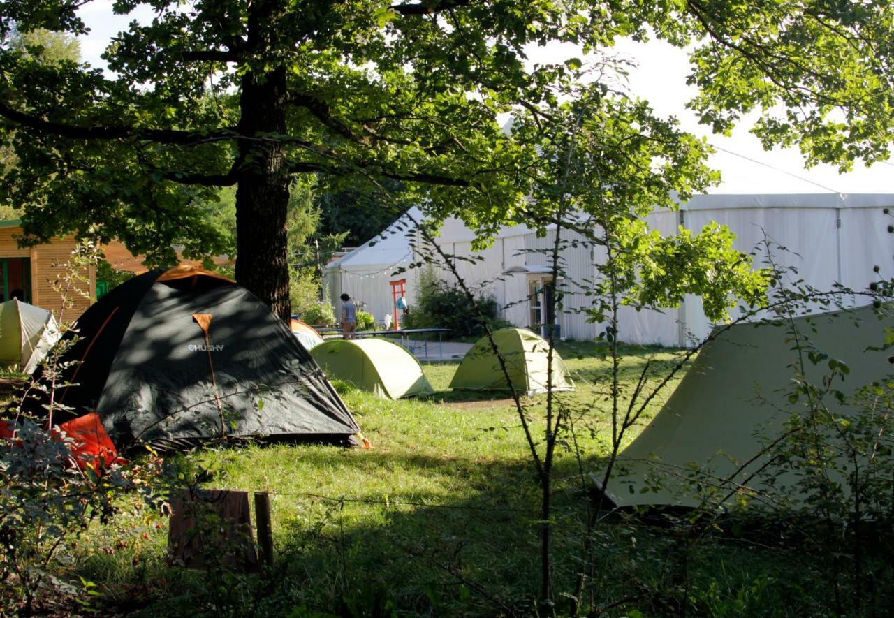 The Tent - Youth Only - Buchung Leider Nur Bis 30 Jahre Moglich! Münih Dış mekan fotoğraf